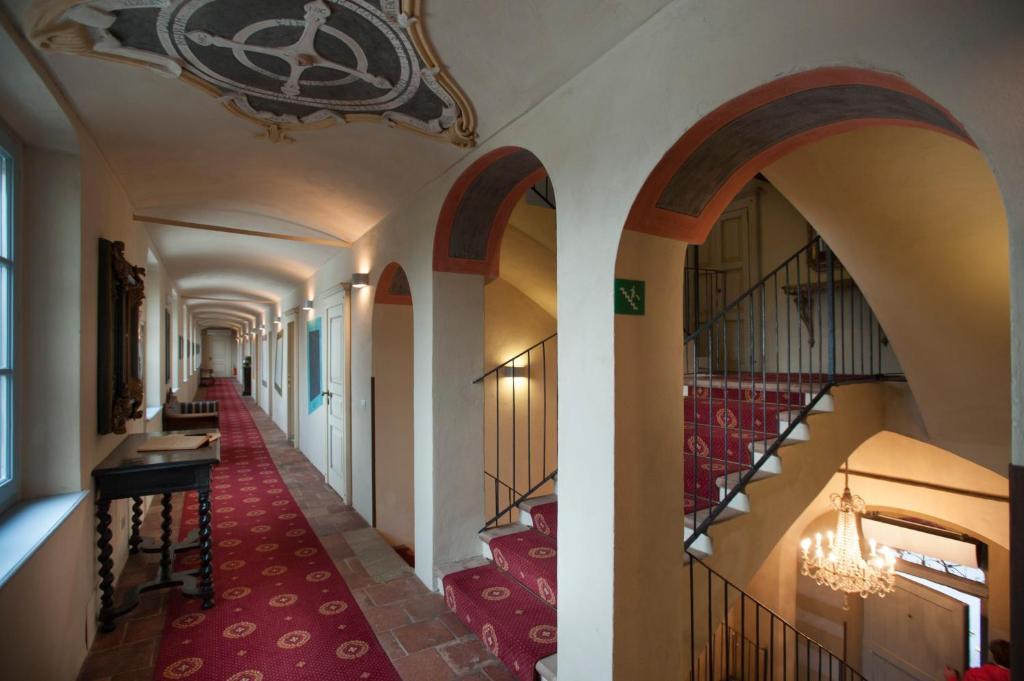 Hotel Il Campanile Cherasco Esterno foto