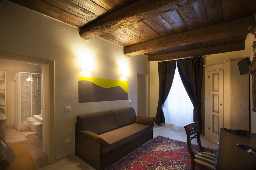 Hotel Il Campanile Cherasco Esterno foto