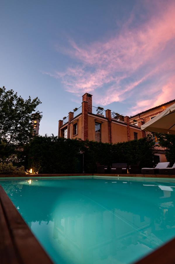 Hotel Il Campanile Cherasco Esterno foto