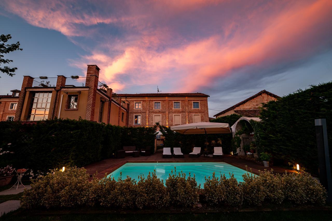 Hotel Il Campanile Cherasco Esterno foto