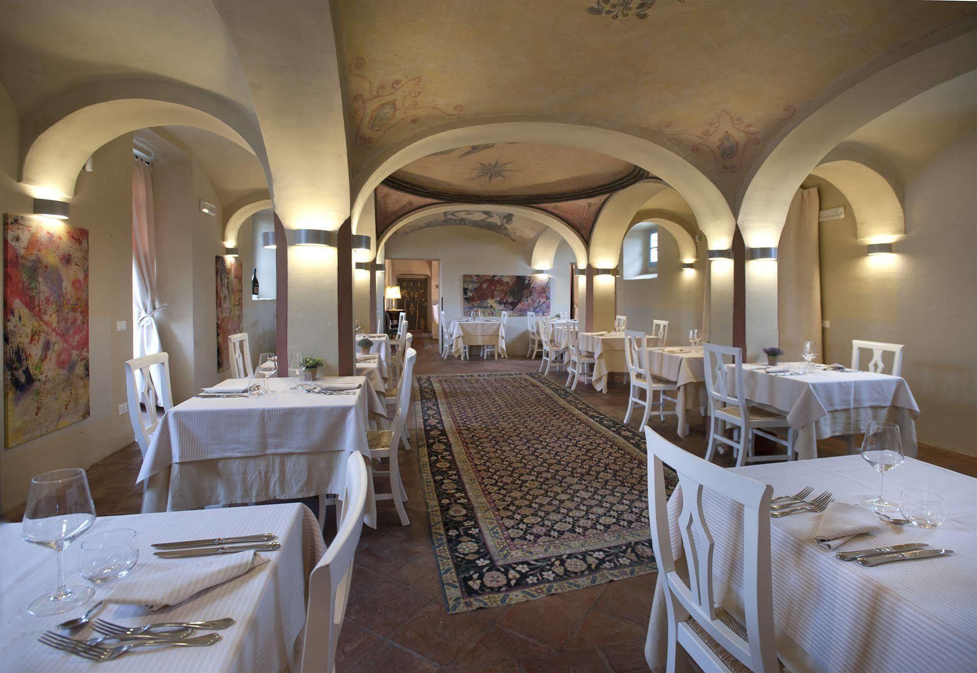 Hotel Il Campanile Cherasco Esterno foto