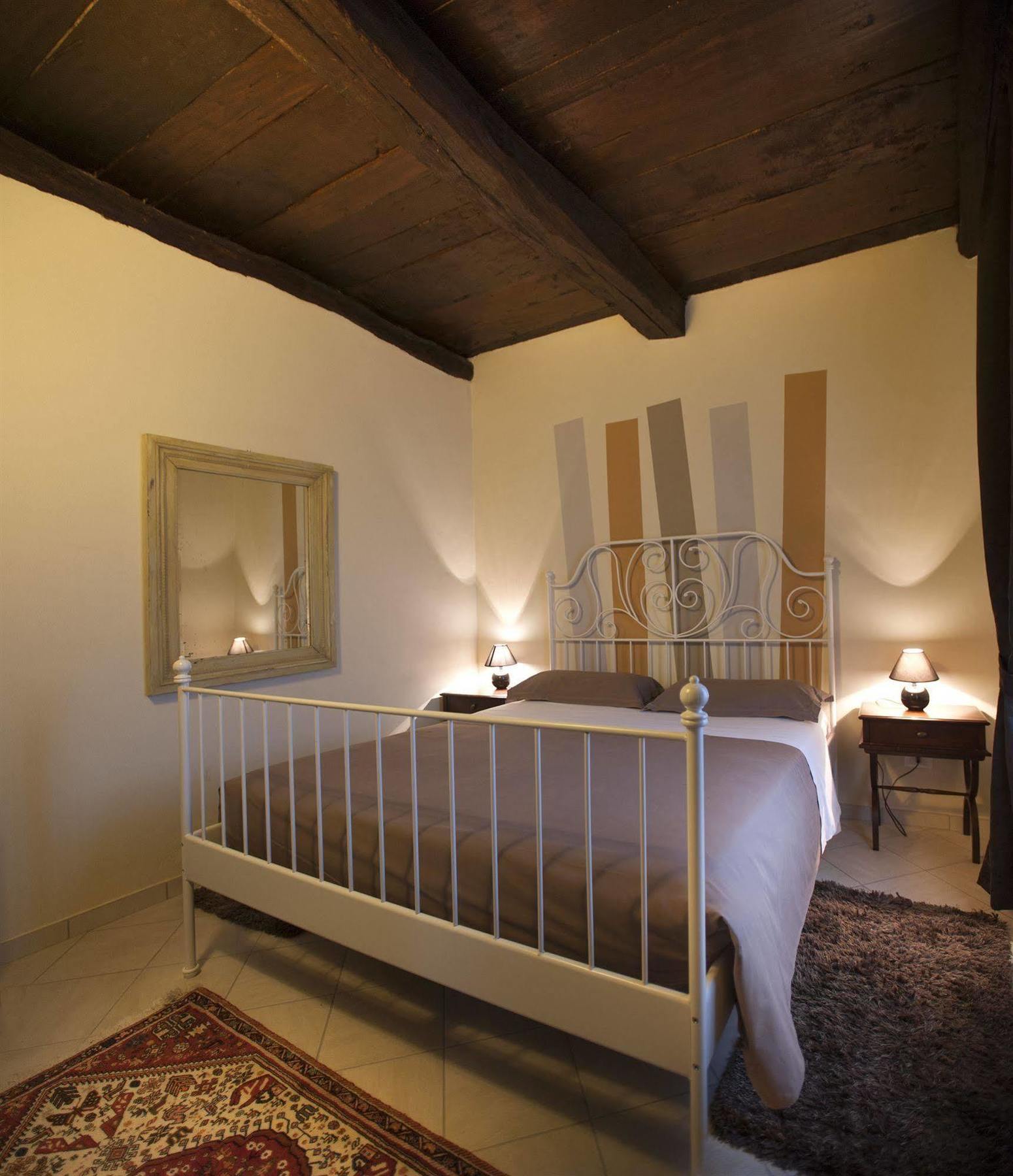 Hotel Il Campanile Cherasco Esterno foto