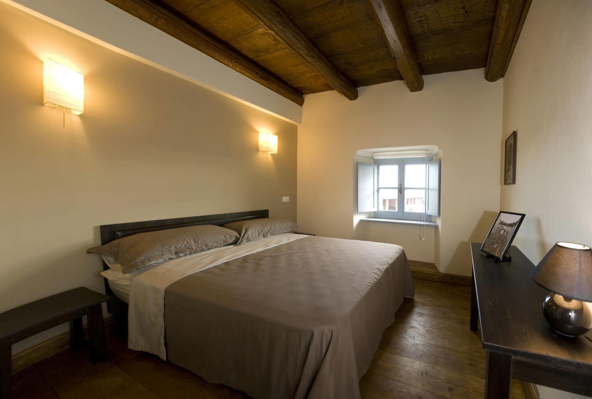Hotel Il Campanile Cherasco Esterno foto